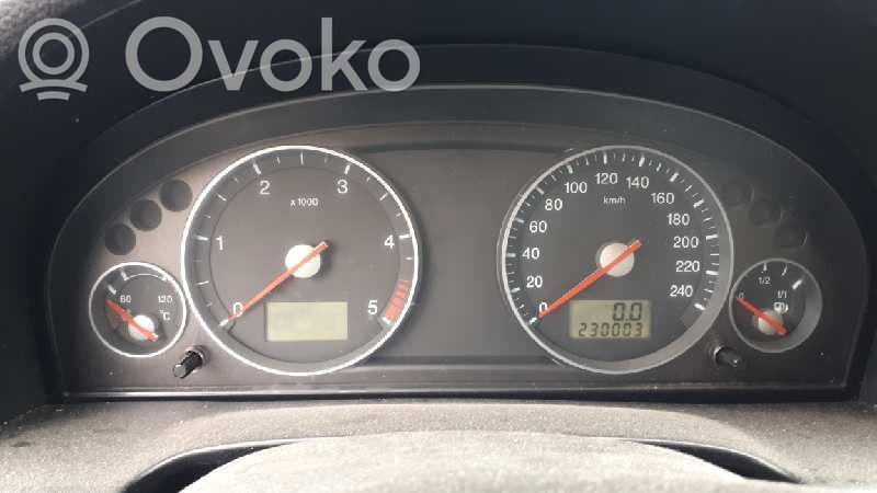 Ford Mondeo Mk III Spidometras (prietaisų skydelis) 