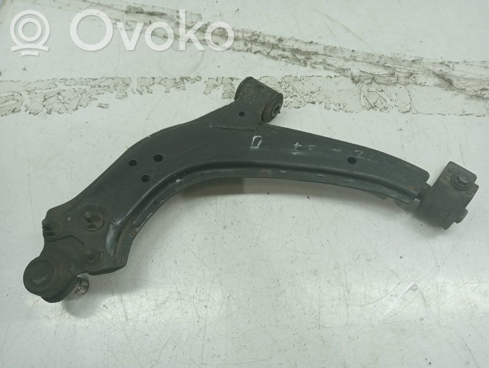 Brazo de suspensión delantero