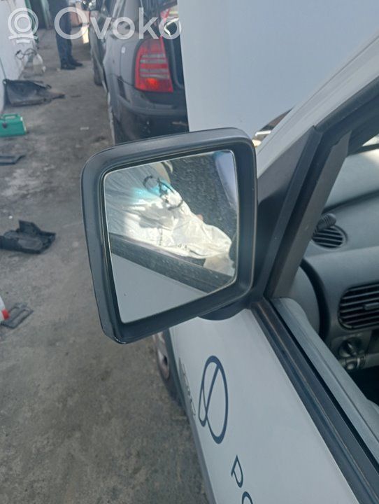 Opel Combo C Etuoven sähköinen sivupeili 