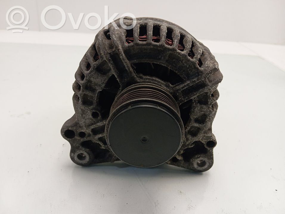 Ģenerators   06F903023F