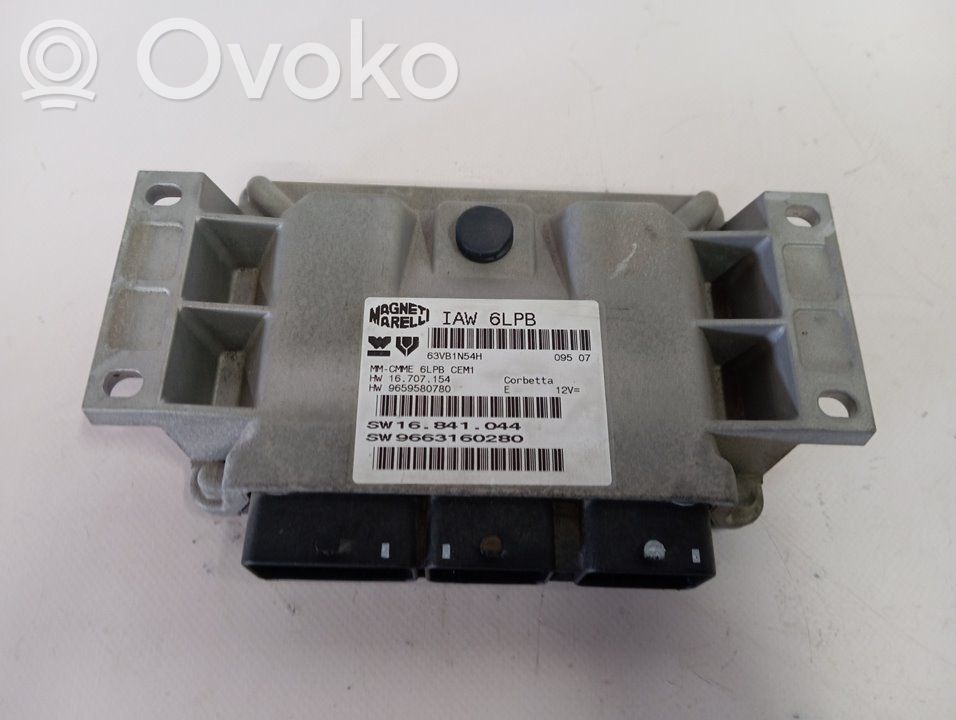 Peugeot 407 Engine control unit/module 