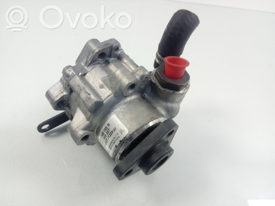 Ohjaustehostimen sähköpumppu   4BO145155R