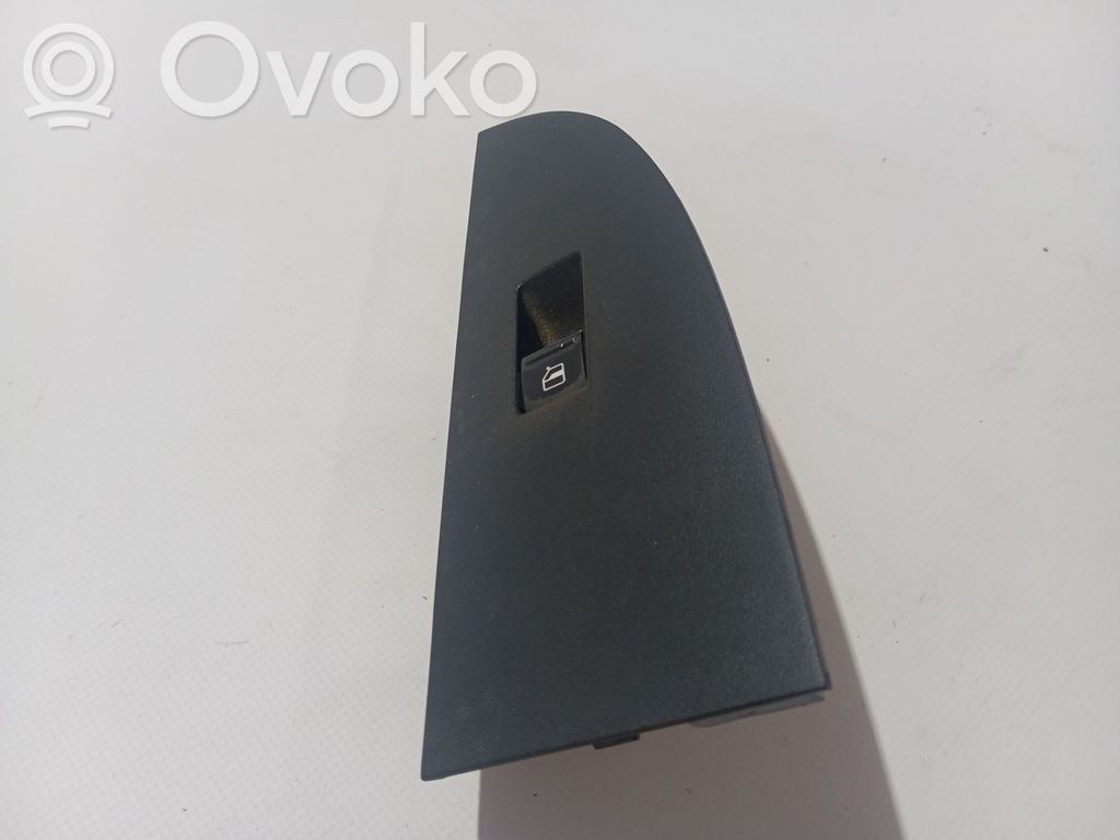 Electric window control switch   1P1867172,1P18671721UQ,1P1867172156023101