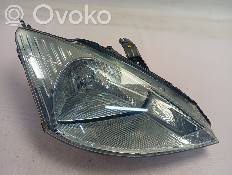 Ford Focus Priekinis žibintas 