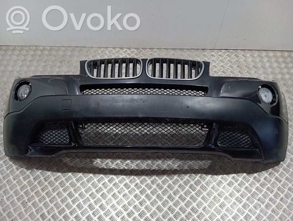 BMW X3 E83 Priekinis bamperis 