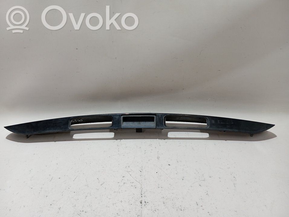 Takaoven ulkokahva   8742L0