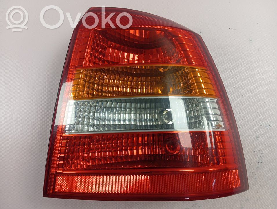Opel Astra G Aizmugurējais lukturis virsbūvē 