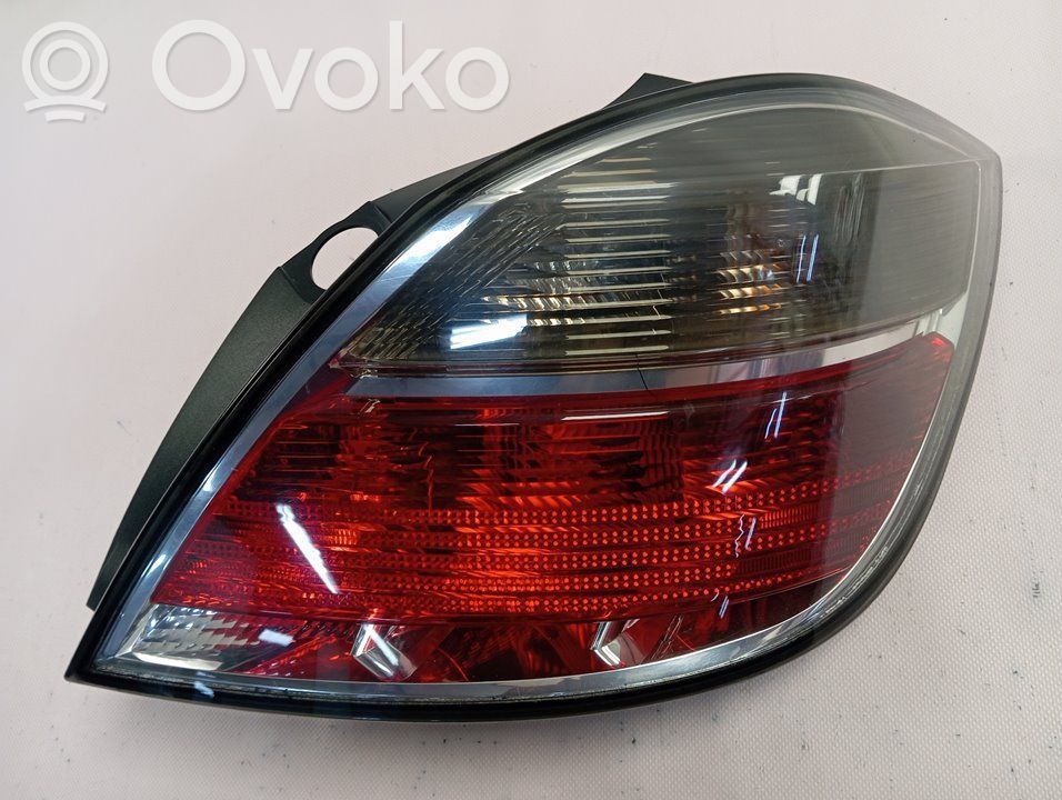 Opel Astra G Lampa tylna 