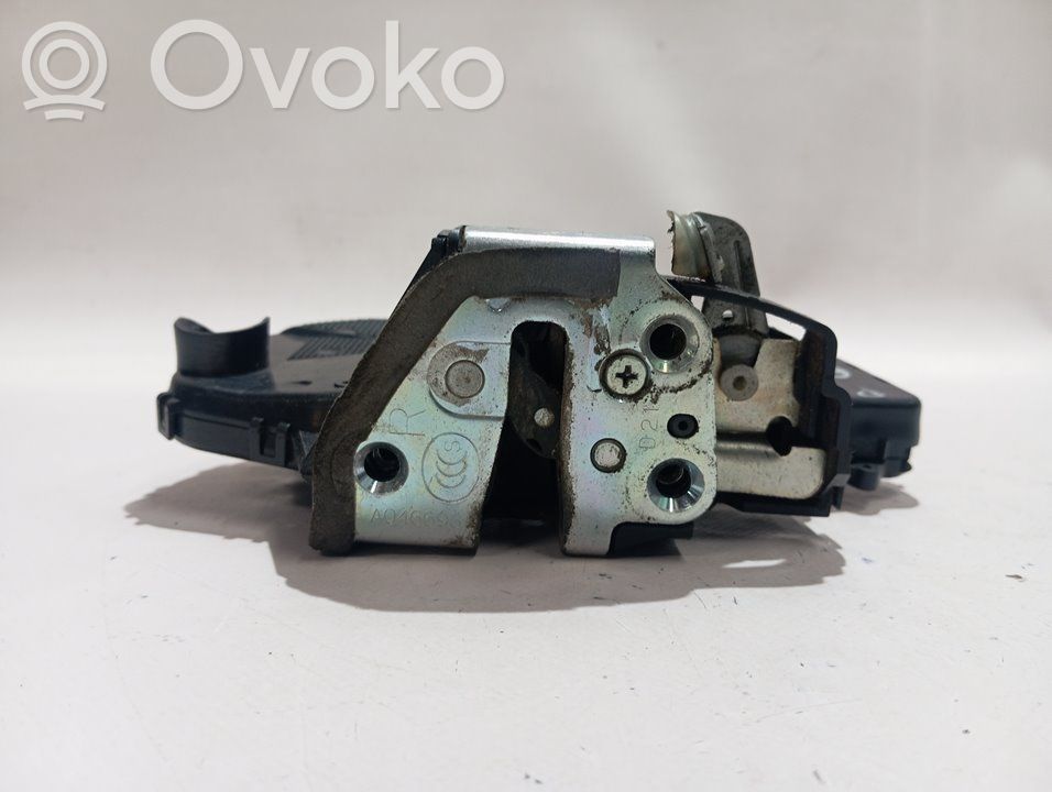 Toyota RAV 4 (XA30) Blocco chiusura del portellone