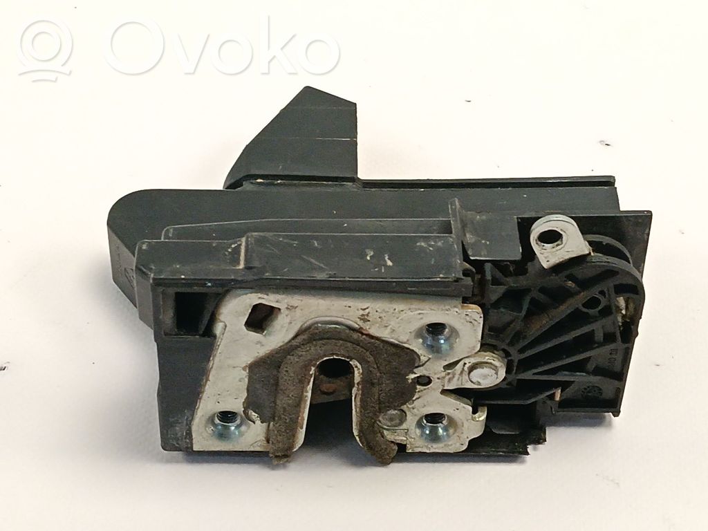 Dacia Duster II Front door lock 