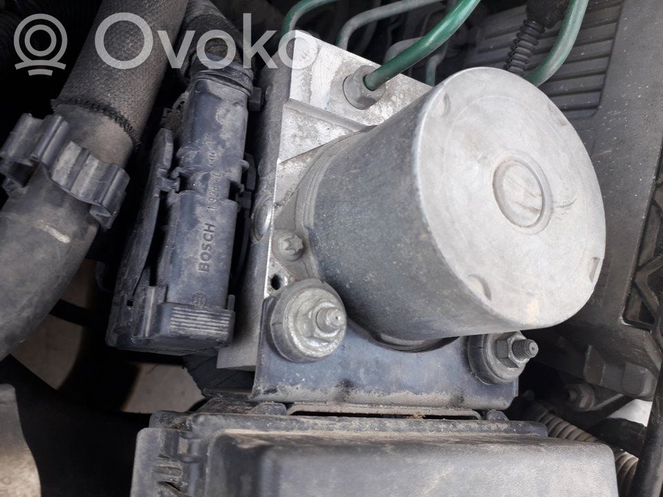Opel Corsa C ABS bloks 