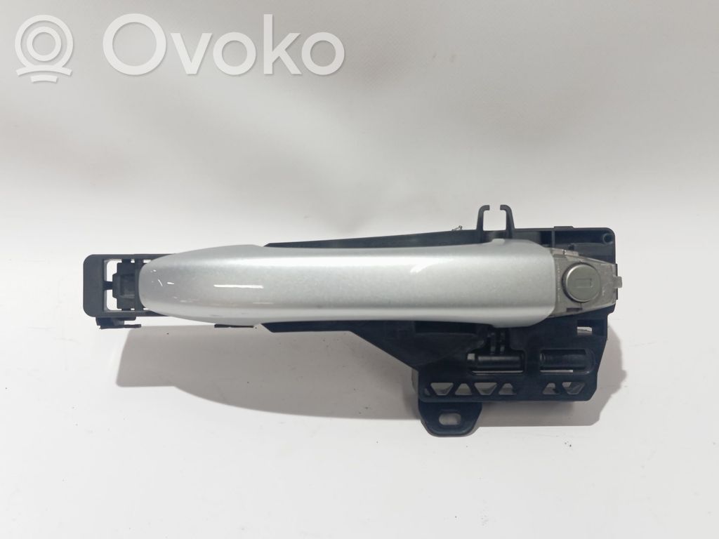 Renault Clio IV Manecilla externa puerta delantera 