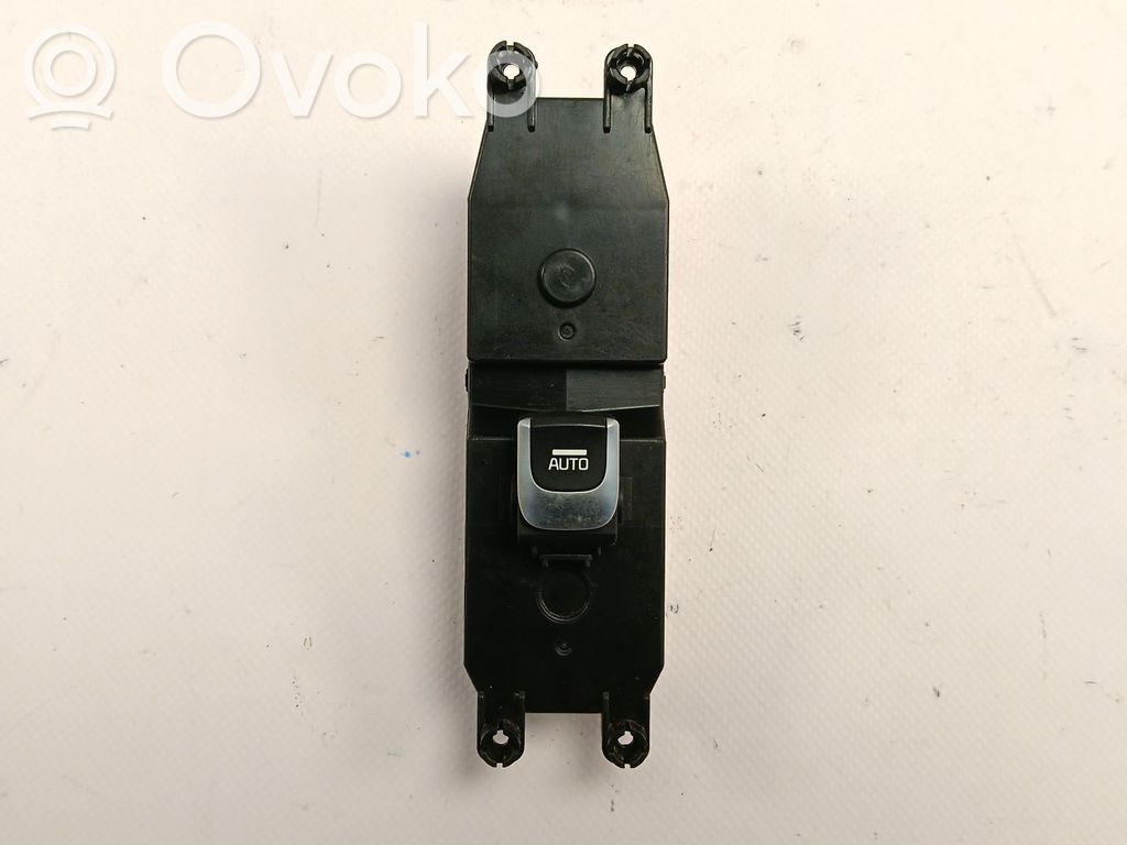 Electric window control switch   93575G5400