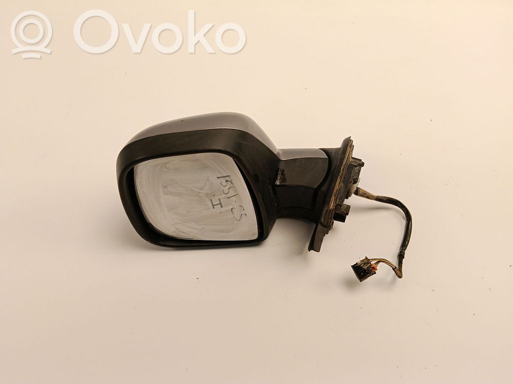 Front door electric wing mirror