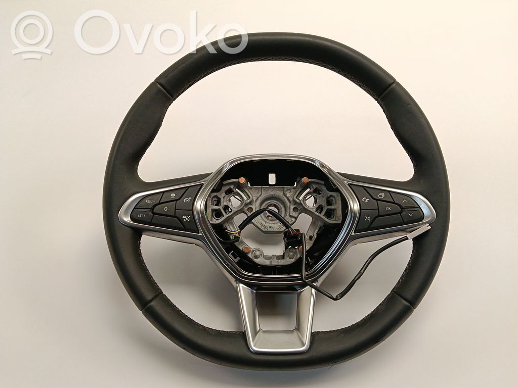 Renault Clio IV Ohjauspyörä 