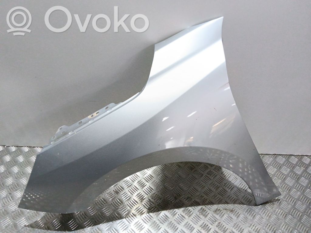 Opel Corsa F Błotnik przedni 