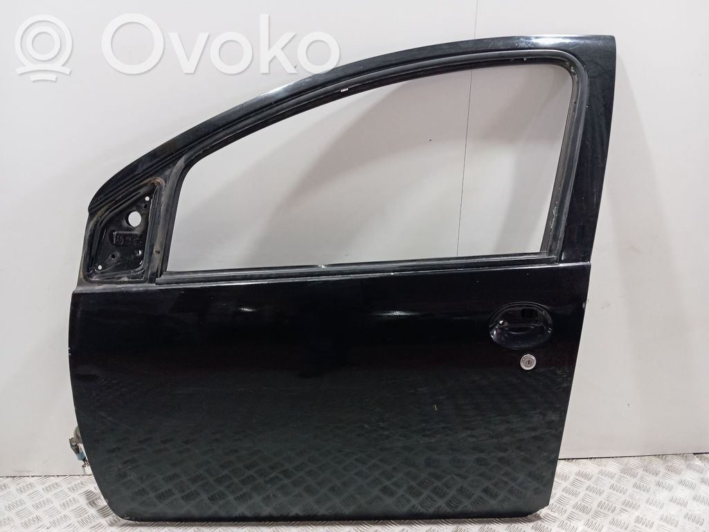 Toyota Aygo AB10 Drzwi przednie 