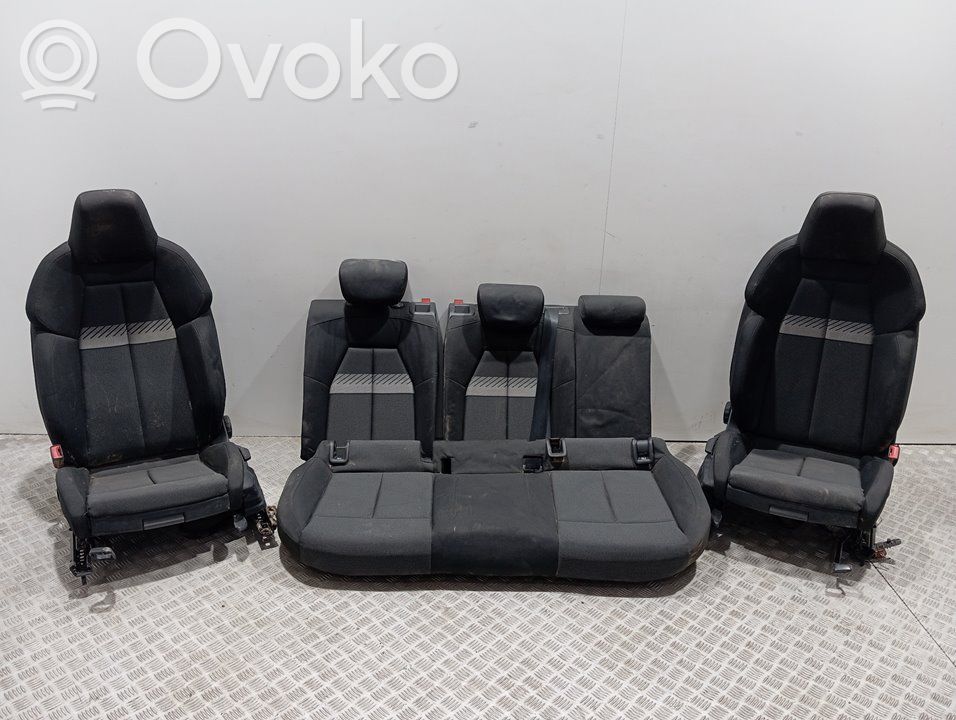 Audi A3 8Y Juego del asiento 