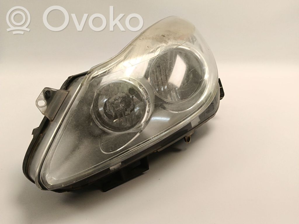 Opel Corsa D Priekinis žibintas 