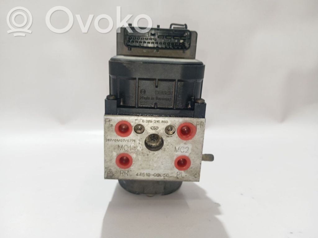 Toyota Corolla E120 E130 ABS Pump 
