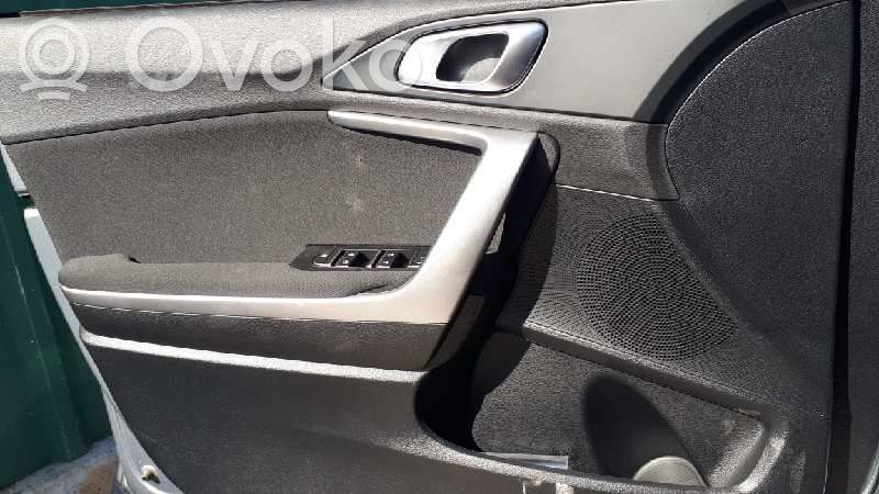 KIA Xceed Front door card panel trim 