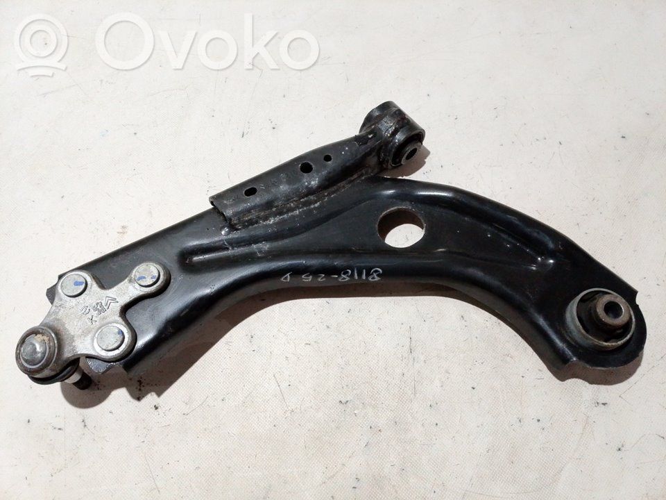 Peugeot Rifter Рычаг 