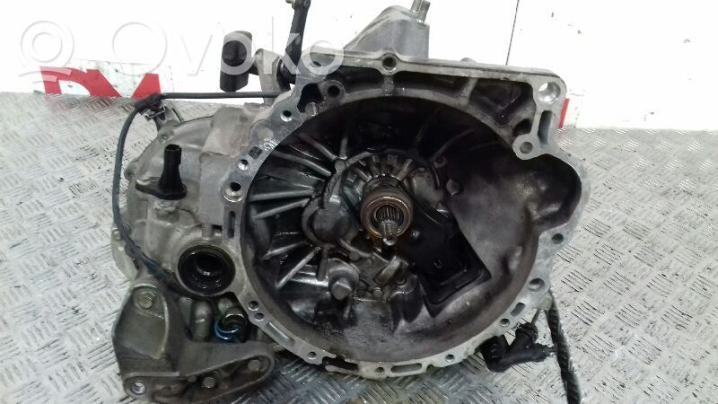 Mazda 2 Scatola del cambio manuale a 5 velocità 