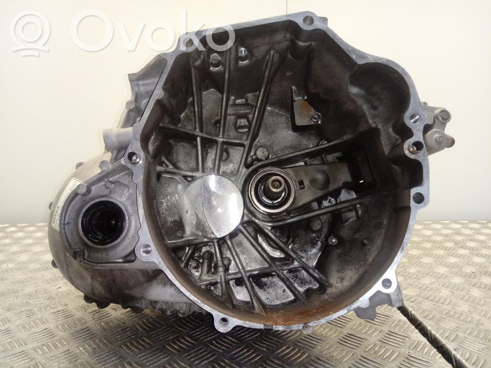 Honda Accord Cutie viteze manuală cu 5 trepte
