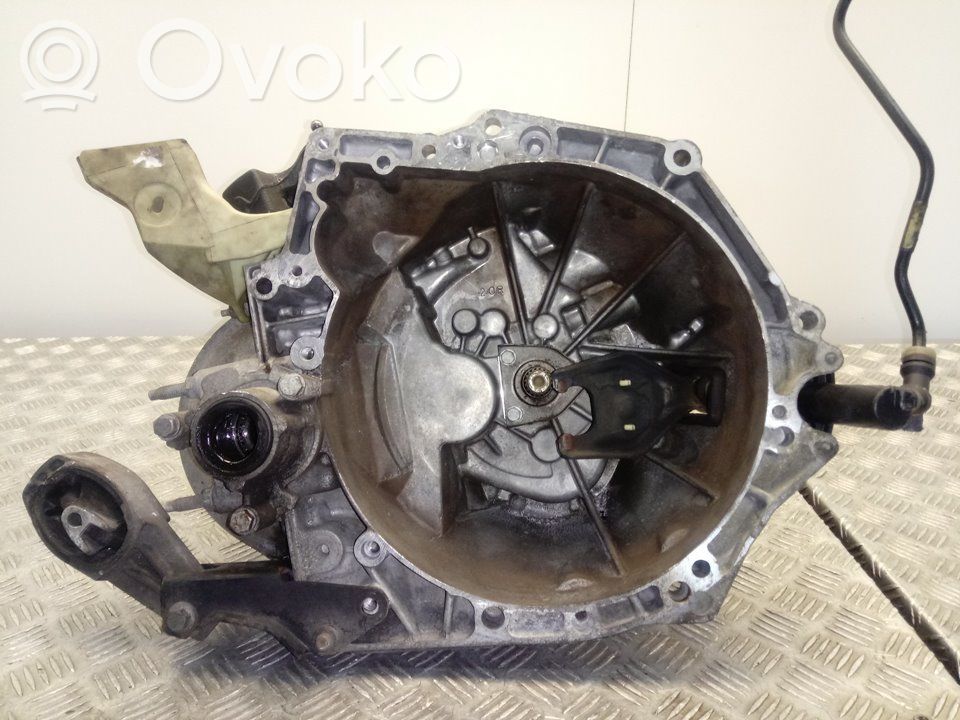 Peugeot 207 Scatola del cambio manuale a 5 velocità 