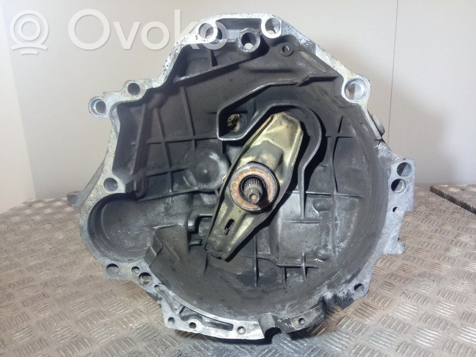 5 Gang Schaltgetriebe   AXG,12300045