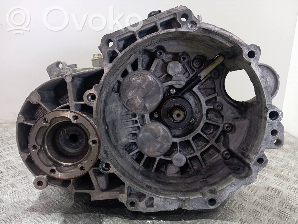 Skoda Superb B8 (3V) Manualna 5-biegowa skrzynia biegów 