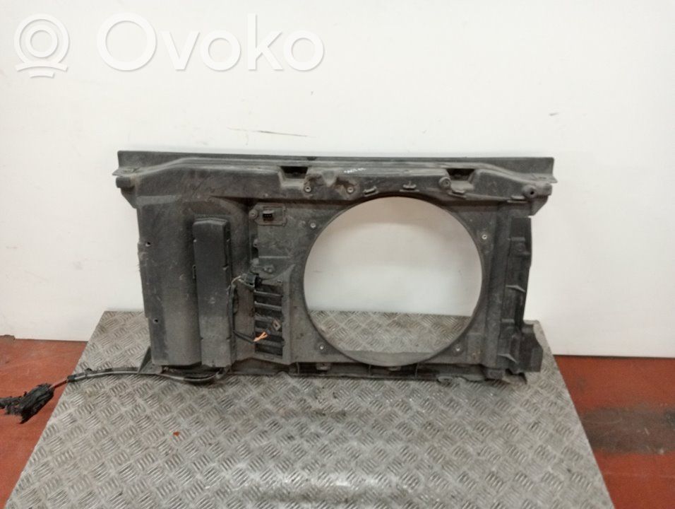 Панель   7104L2