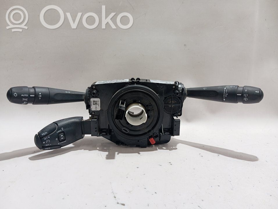 Interruptor de control del panel de luces   98351983ZD,98369259ZD