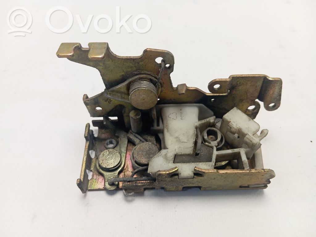 Mercedes-Benz Vito Viano W638 Zamek drzwi tylnych samochodów dostawczych 