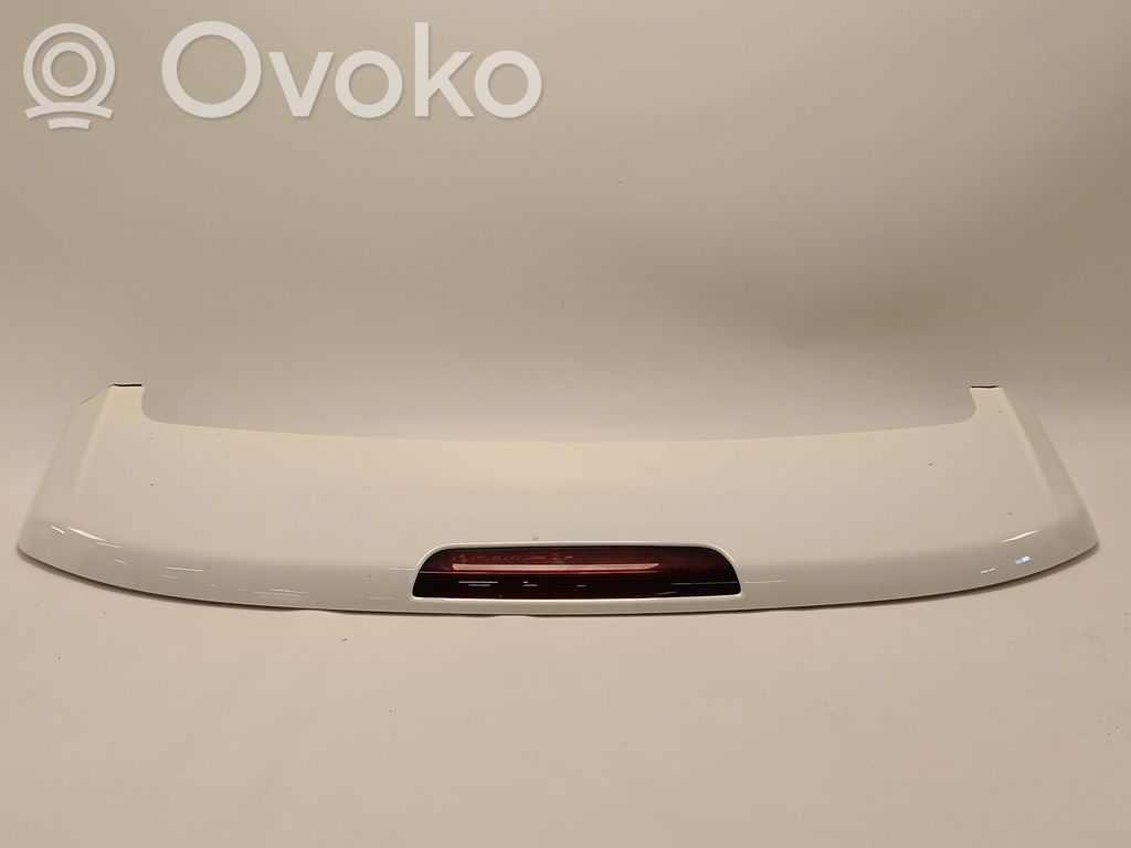 Tailgate/trunk spoiler   5SX84KW3AE