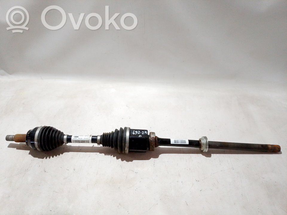 Priekinis pusašis   GJ323B436CC,J9C15404