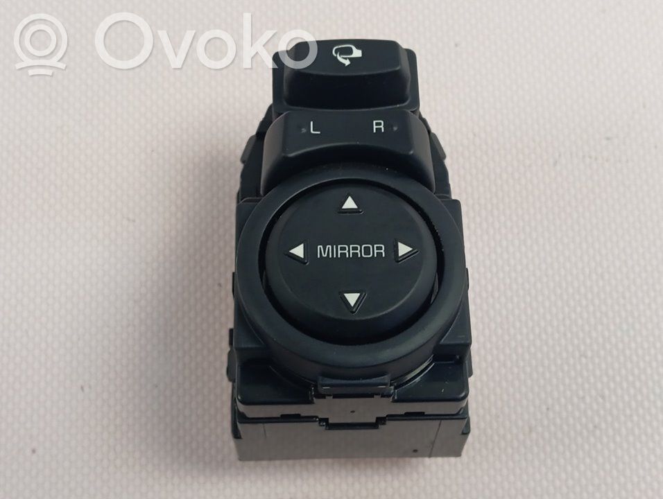 KIA Rio Wing mirror switch 