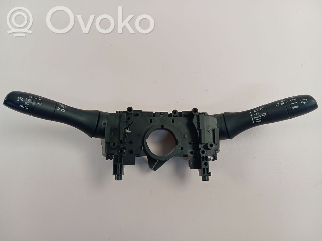 Nissan Qashqai Interruptor de control del panel de luces 