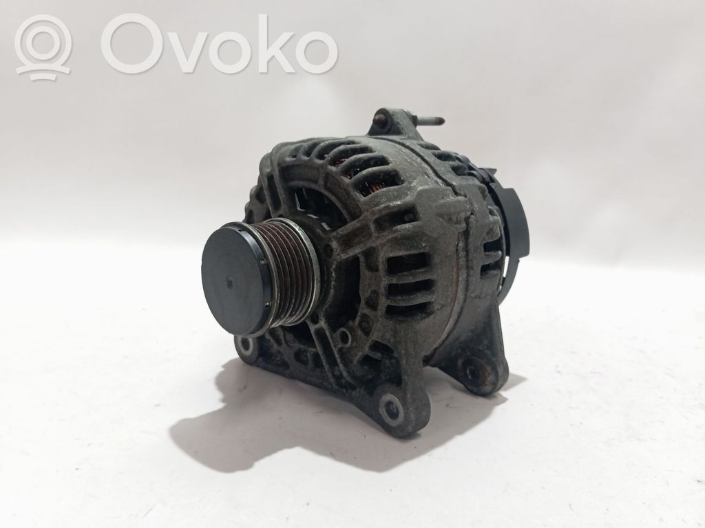 Renault Clio III Generator/alternator 