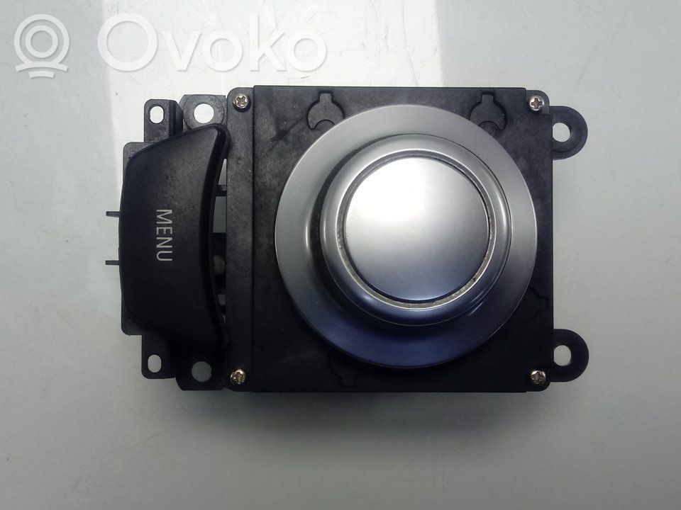 Multifunctional control switch/knob   9125349,65829125349