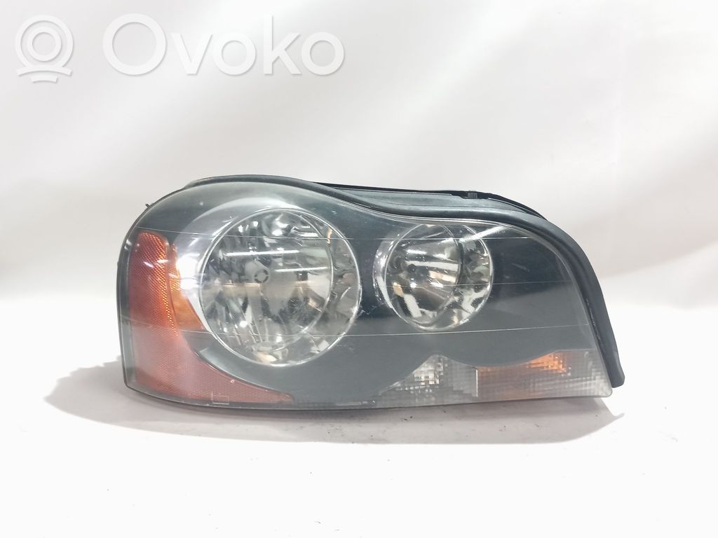 Volvo XC90 Lampa przednia 