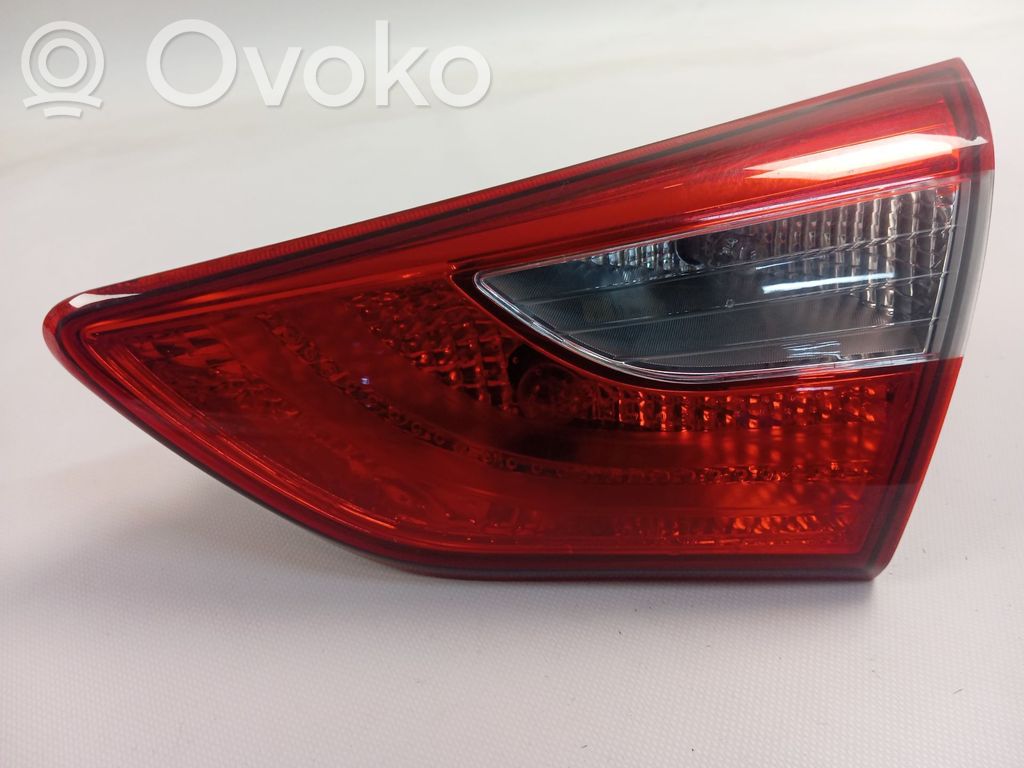 Hyundai i30 Takaluukun takavalot 