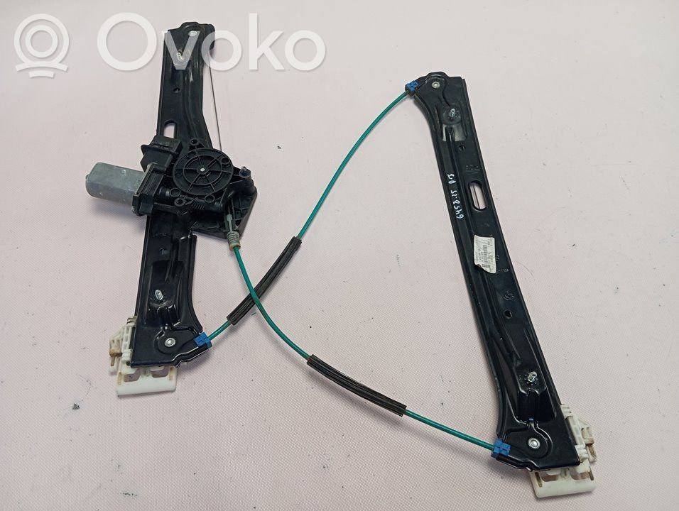 BMW 1 E82 E88 Front door manual window regulator 