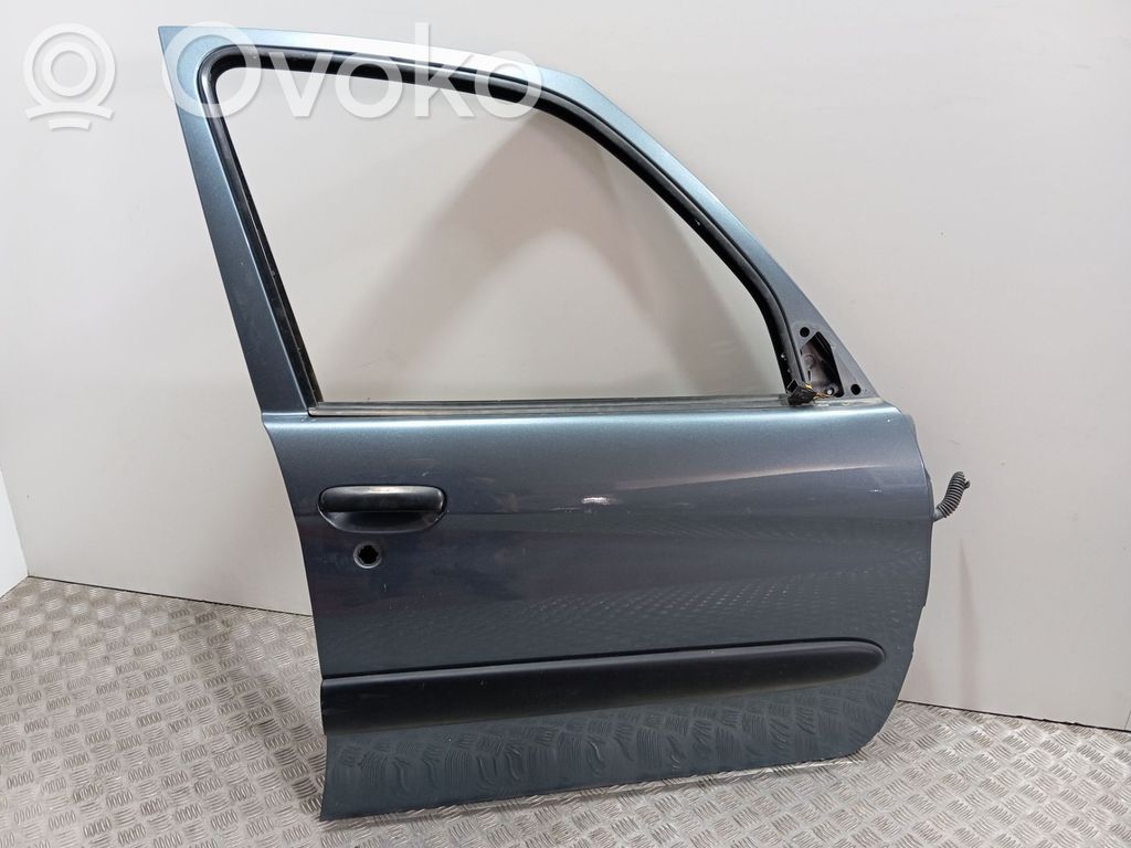 Puerta delantera   9004L5