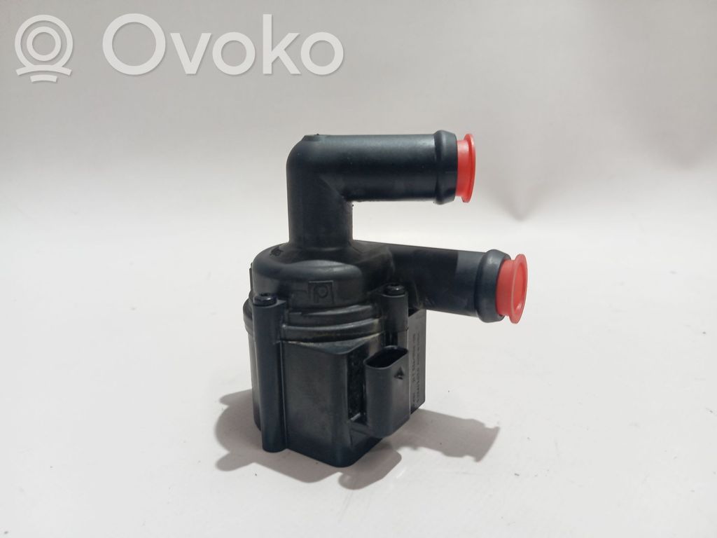 Lynk & co 01 Pompe de circulation d'eau 