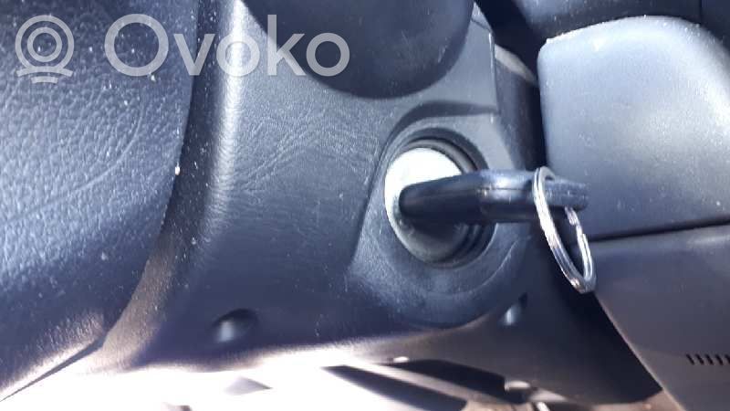 Nissan Almera N16 Virtalukko 