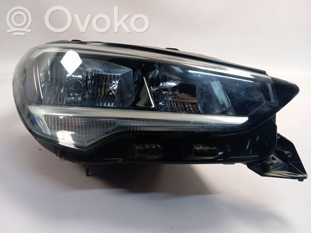 Opel Corsa F Faro/fanale