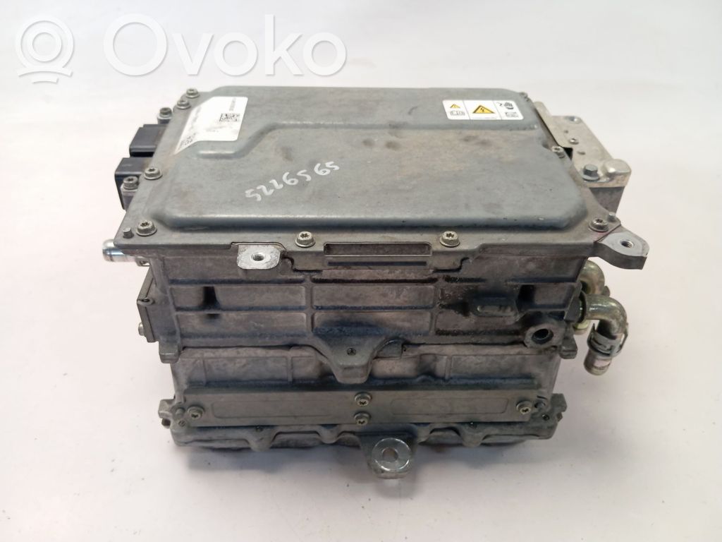 Inversor/convertidor de voltaje   2037853