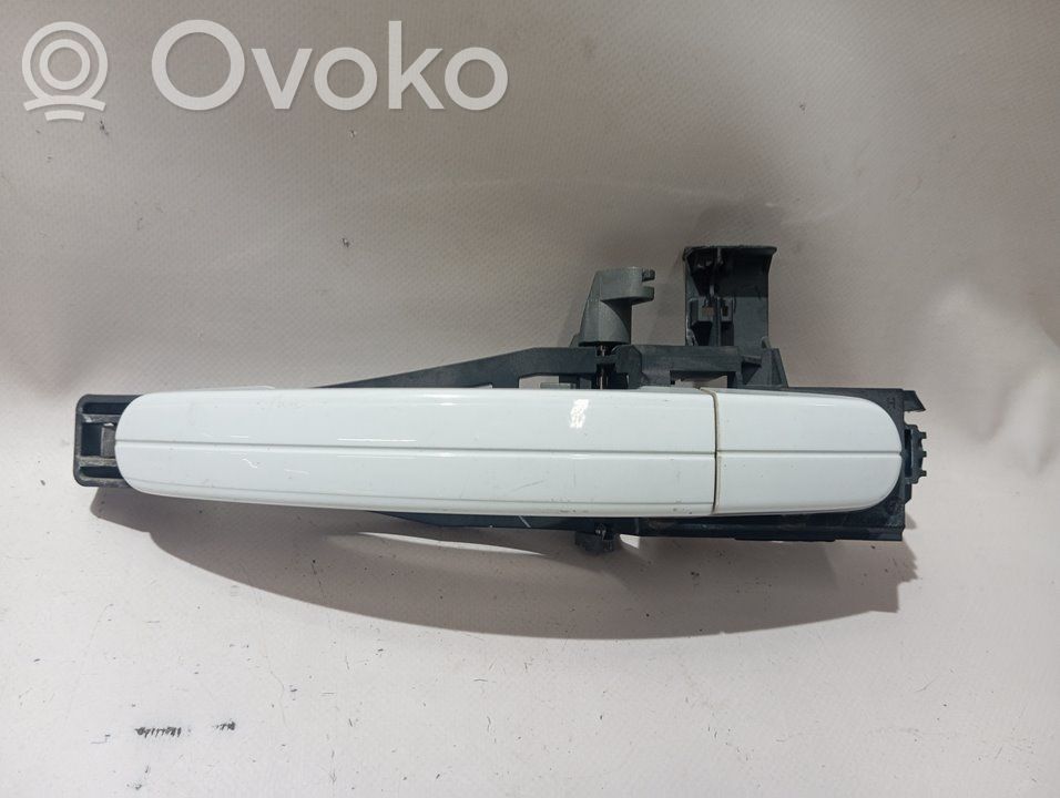 Ford Kuga I Maniglia esterna per portiera posteriore 