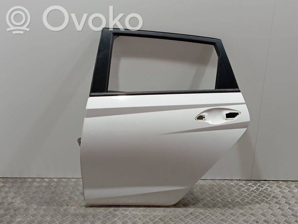 Puerta trasera   77003Q0000